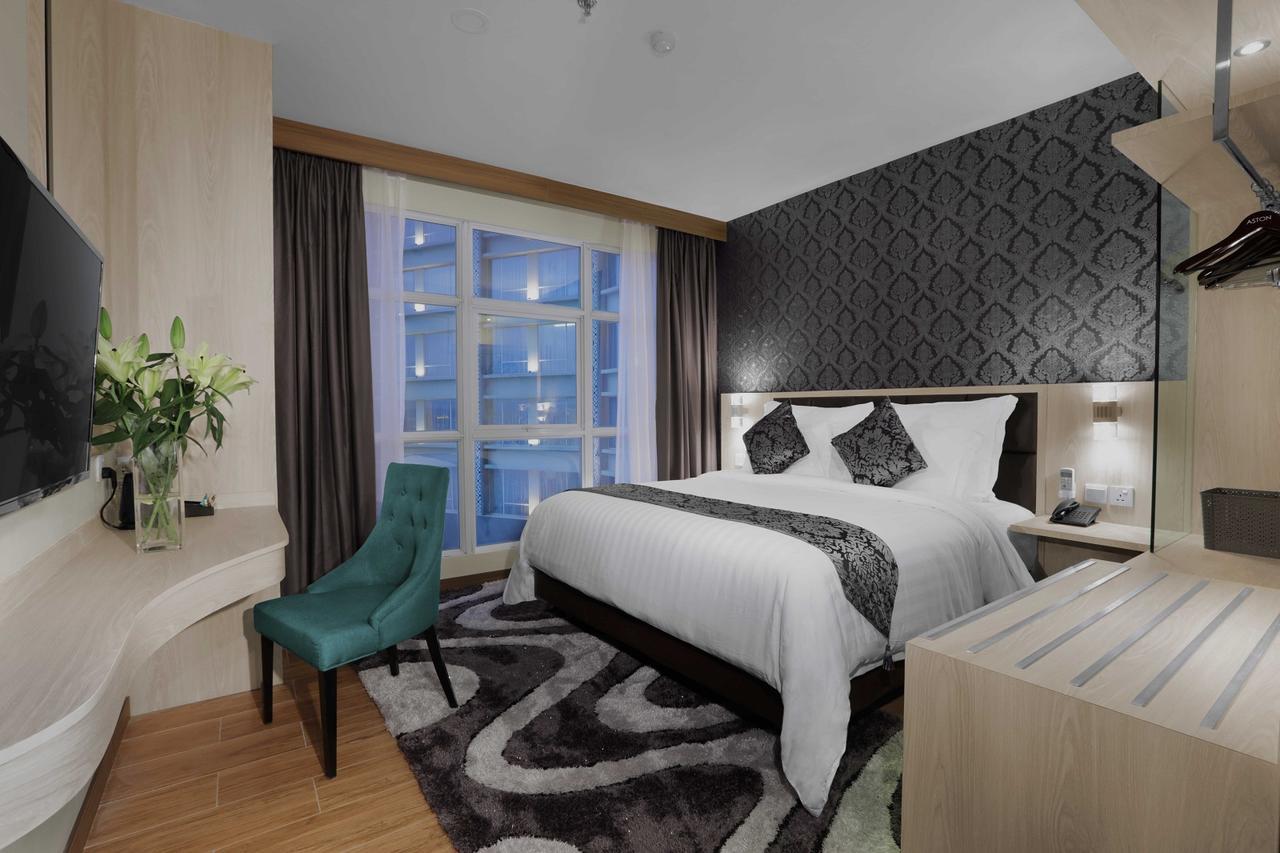 Aston Batam Hotel & Residence Nagoya Exteriör bild
